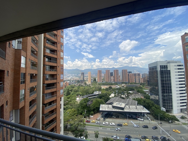 Apartamento en arriendo en Castropol, Medellín · foto 18 de 18