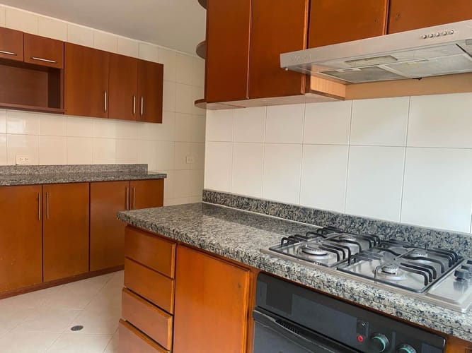 Apartamento de 4 alcobas en venta en Santa Paula, Bogotá, 164 m² · foto 9 de 24