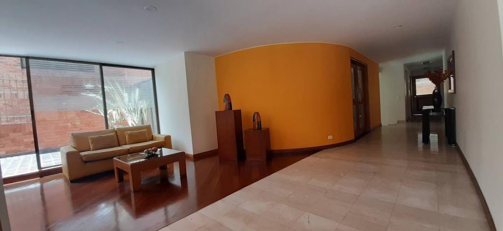 Apartamento de 4 alcobas en venta en Santa Paula, Bogotá, 164 m² · foto 22 de 24