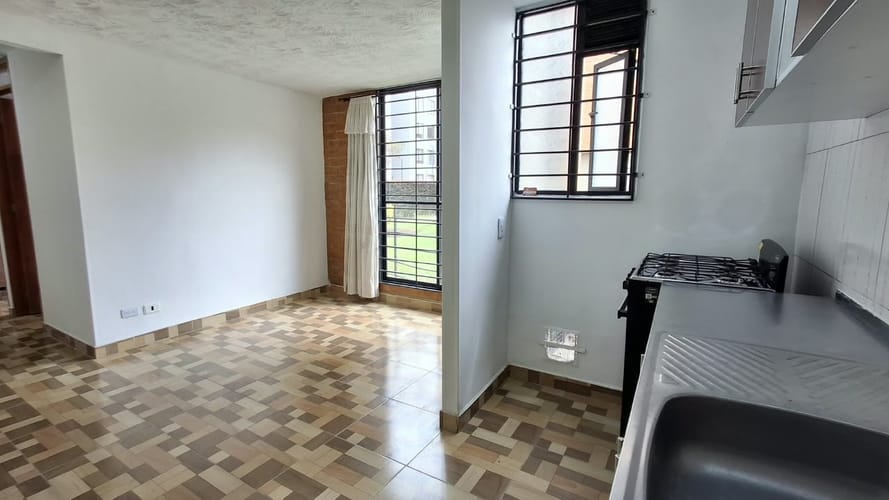 Apartamento de 3 alcobas en arriendo en Hacienda Madrid El Prado, Madrid, 49 m² · foto 3 de 24