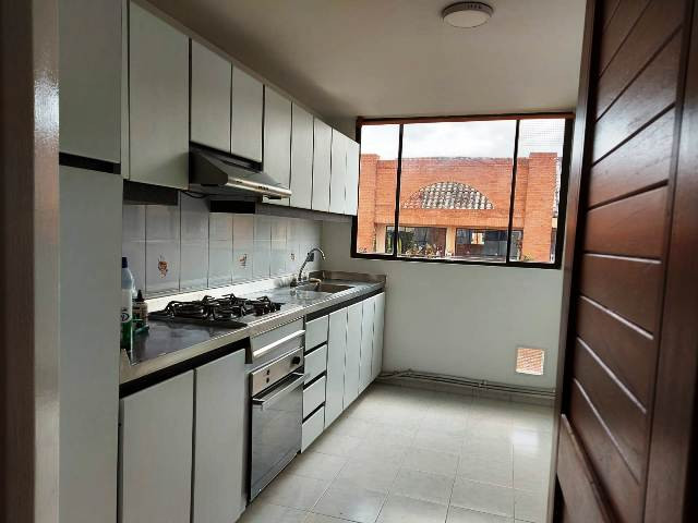 Apartamento en venta en Quinta Paredes, Bogotá · foto 4 de 19