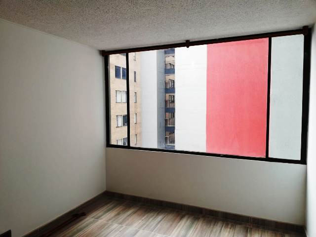 Apartamento en venta en Quinta Paredes, Bogotá · foto 16 de 19
