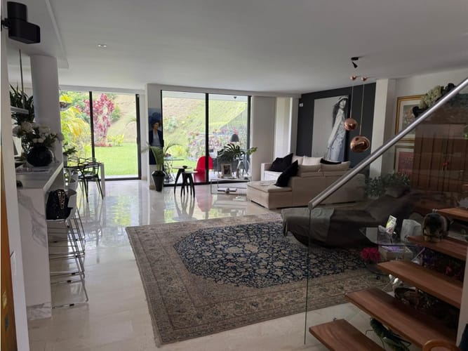 Casa de 3 alcobas en venta en Santa Catalina, Envigado, 290 m² · foto 14 de 24