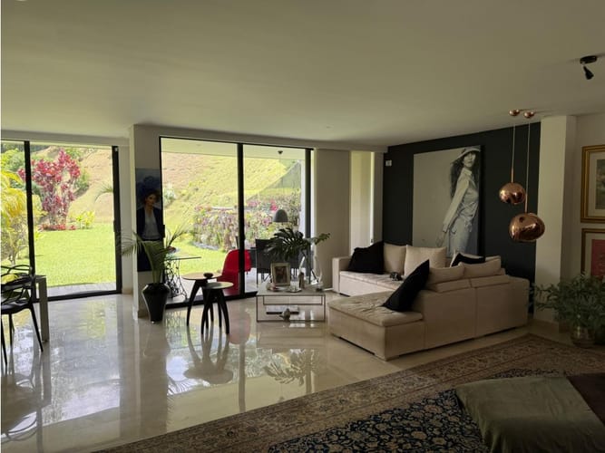 Casa de 3 alcobas en venta en Santa Catalina, Envigado, 290 m² · foto 16 de 24