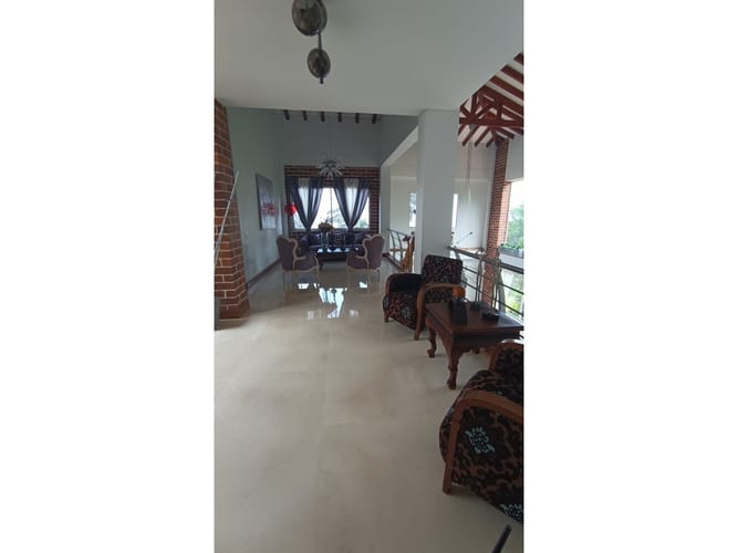Casa de 6 alcobas en venta en Escobero, Envigado, 656 m² · foto 10 de 24