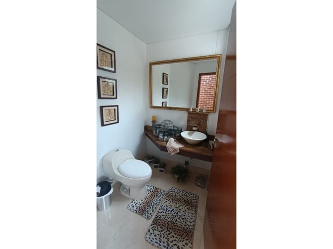 Casa de 6 alcobas en venta en Escobero, Envigado, 656 m² · foto 11 de 24