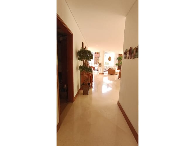 Casa de 6 alcobas en venta en Escobero, Envigado, 656 m² · foto 12 de 24