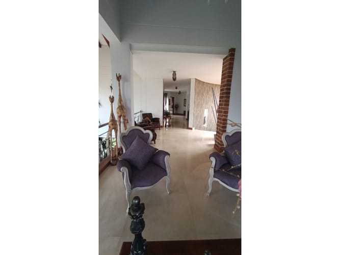 Casa de 6 alcobas en venta en Escobero, Envigado, 656 m² · foto 16 de 24