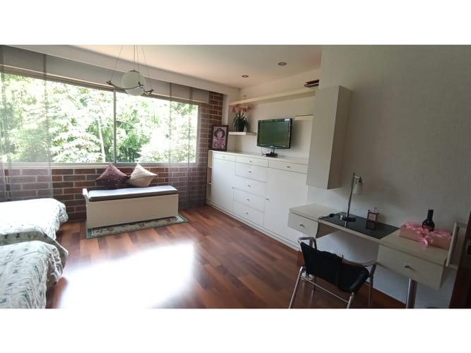 Casa de 6 alcobas en venta en Escobero, Envigado, 656 m² · foto 21 de 24
