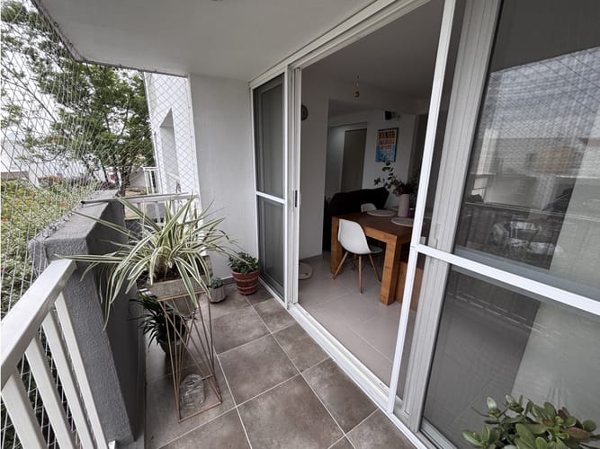 Apartamento de 3 alcobas en venta en El Castillo, Jamundí, 87 m² · foto 3 de 13