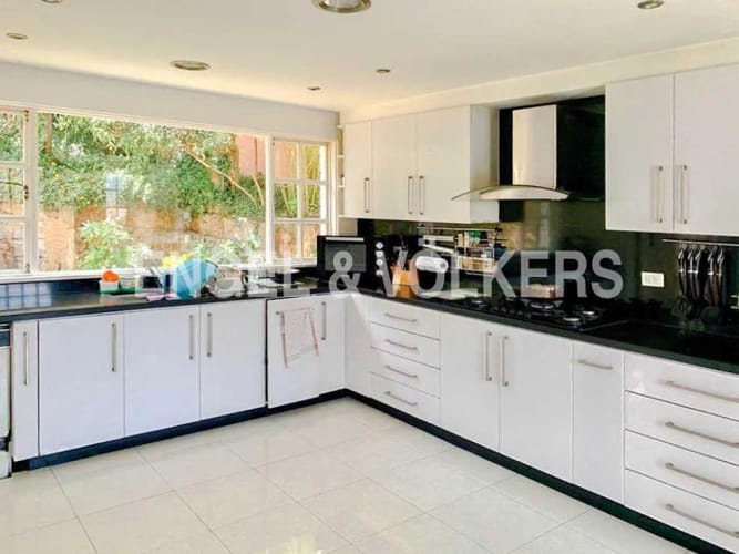 Casa en venta en Cerros De Niza, Bogotá · foto 14 de 17