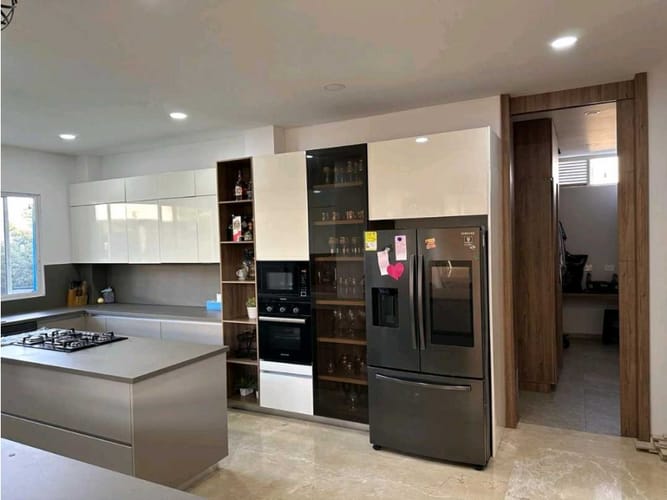 Casa de 4 alcobas en venta en Montebello, Cali, 850 m² · foto 13 de 24