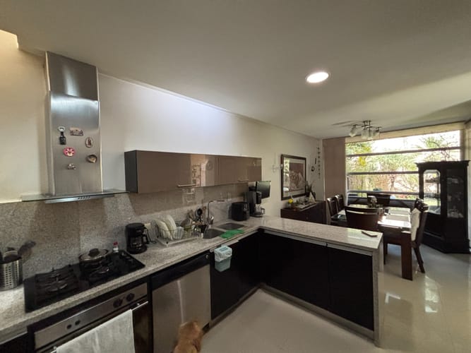Casa de 4 alcobas en venta en El Esmeraldal, Envigado, 240 m² · foto 5 de 24