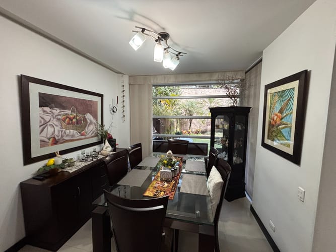 Casa de 4 alcobas en venta en El Esmeraldal, Envigado, 240 m² · foto 9 de 24
