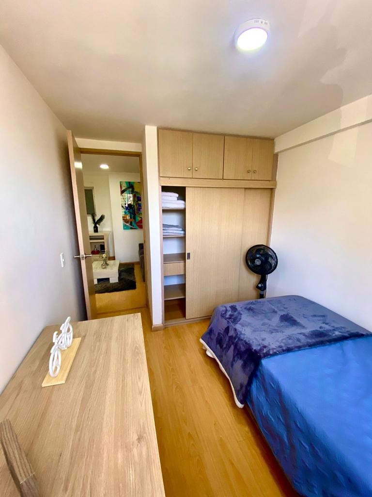 Apartamento en venta en Loma De Los Bernal, Medellín · foto 24 de 24