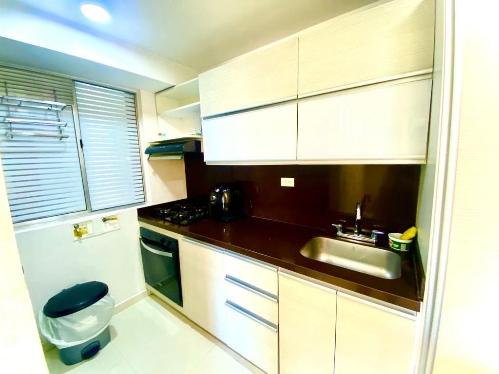 Apartamento en venta en Loma De Los Bernal, Medellín · foto 22 de 24