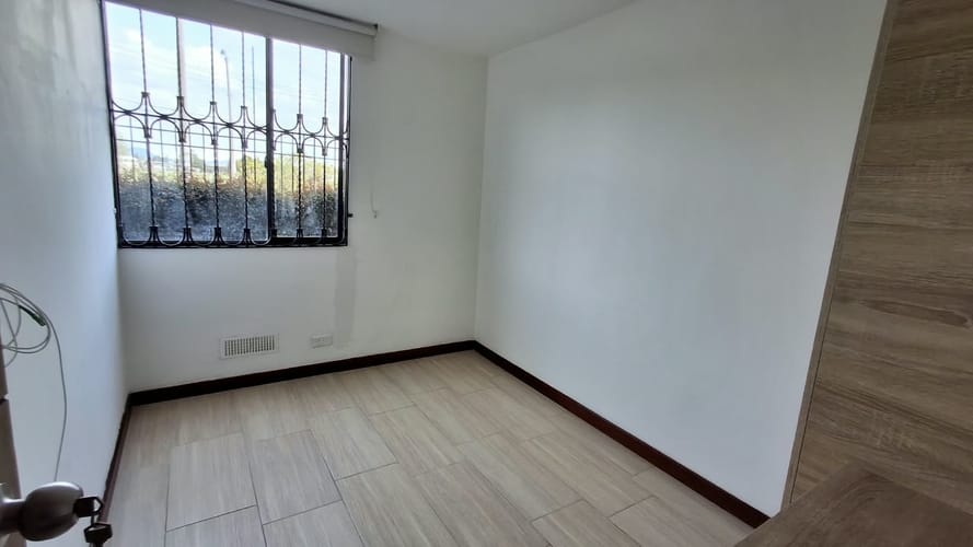 Apartamento de 3 alcobas en venta en Hacienda Madrid El Retiro, Madrid, 63 m² · foto 6 de 24
