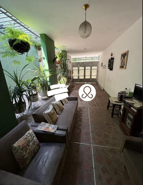 Casa de 3 alcobas en venta en Las Mercedes, Medellín, 242 m² · foto 4 de 9