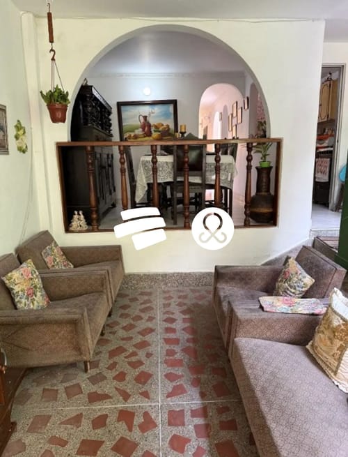 Casa de 3 alcobas en venta en Las Mercedes, Medellín, 242 m² · foto 5 de 9