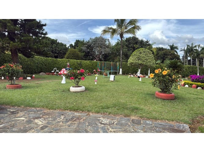 Casa de 5 alcobas en venta en Monta�Ita, Copacabana, 550 m² · foto 3 de 24