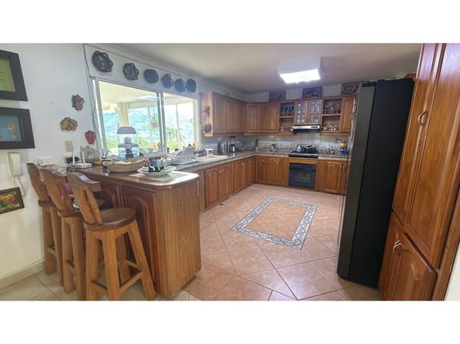Casa de 5 alcobas en venta en Monta�Ita, Copacabana, 550 m² · foto 20 de 24