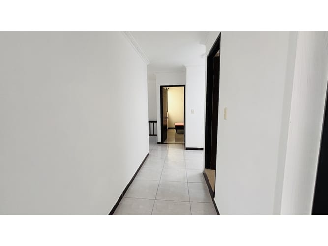 Casa de 3 alcobas en venta en Berlin, Armenia, 107 m² · foto 17 de 20