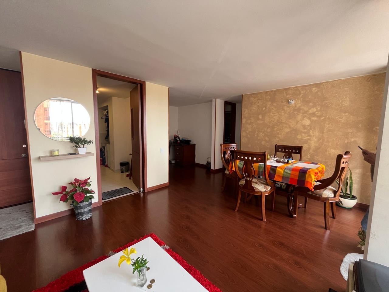 Apartamento en venta en Portales Del Norte, Bogotá · foto 2 de 19