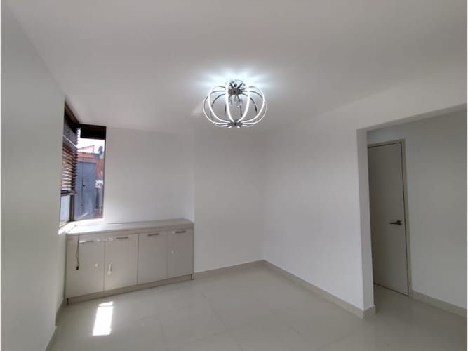 Apartamento de 4 alcobas en venta en Alejandría, Medellín, 170 m² · foto 18 de 24