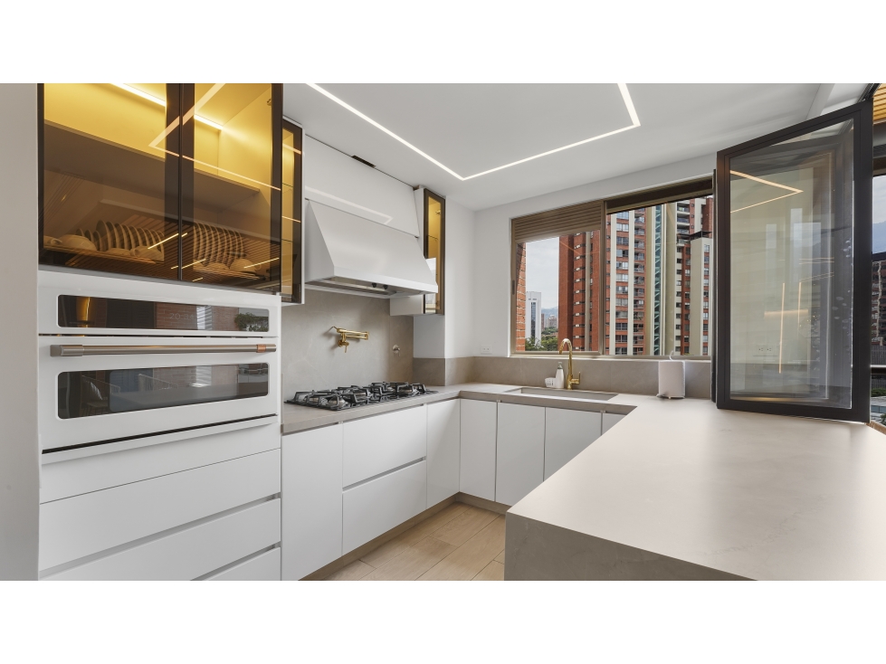 Apartamento en arriendo en El Poblado, Medellín · foto 9 de 24