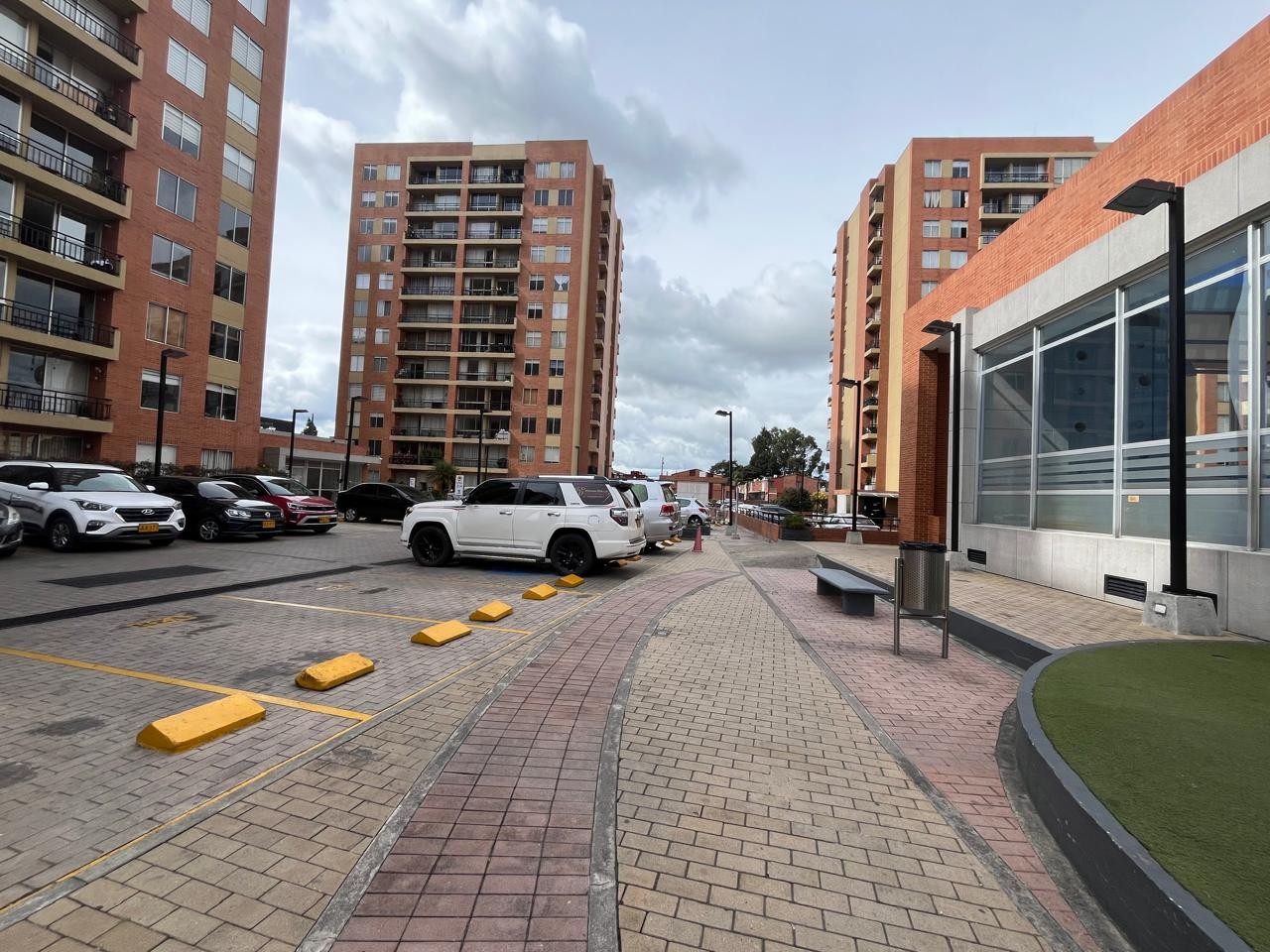 Apartamento en venta en Portales Del Norte, Bogotá · foto 19 de 19