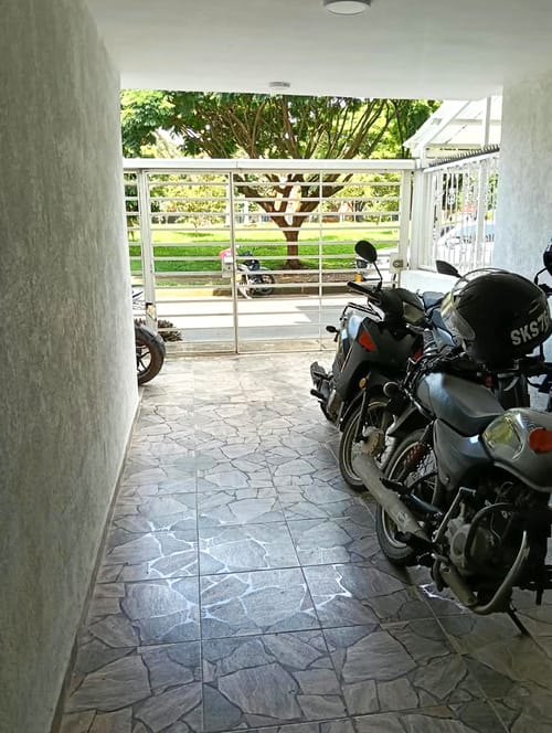 Casa de 5 alcobas en venta en Ciudad 2000, Cali, 201 m² · foto 15 de 20