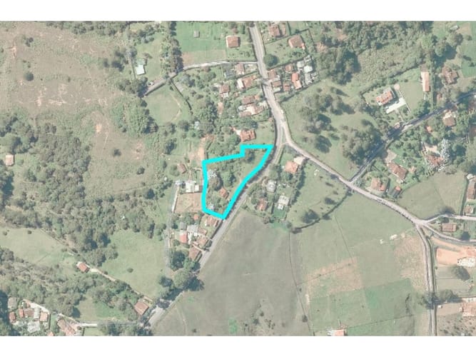 Lote en venta en Pontezuela, Rionegro, 4035 m² · foto 2 de 17