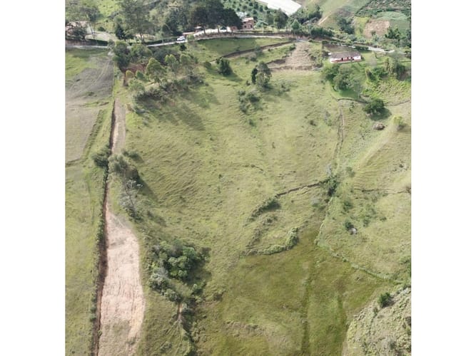 Lote en venta en La Mosca, Guarne, 40340 m² · foto 18 de 24