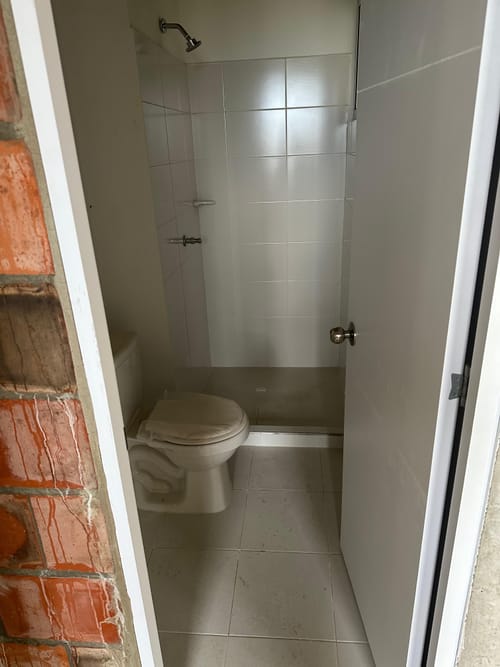 Apartamento de 2 alcobas en venta en Las Vegas De Comfandi, Cali, 64 m² · foto 4 de 12