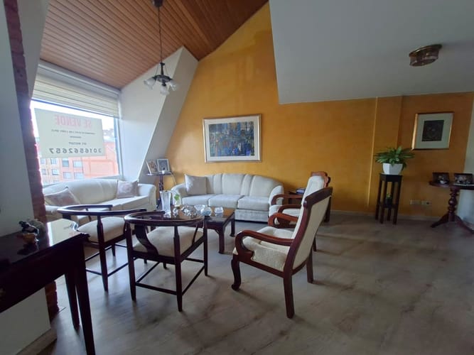 Apartamento de 3 alcobas en venta en Pasadena, Bogotá, 134 m² · foto 2 de 24