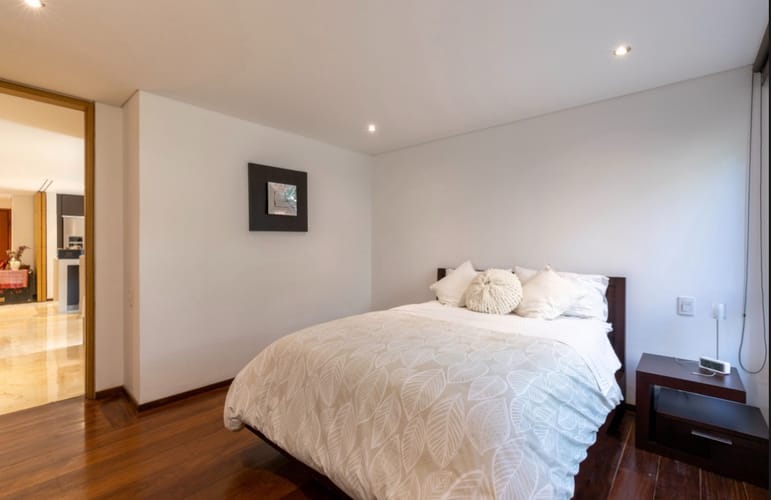 Apartamento en venta en Las Lomas No.1, Medellín · foto 23 de 24