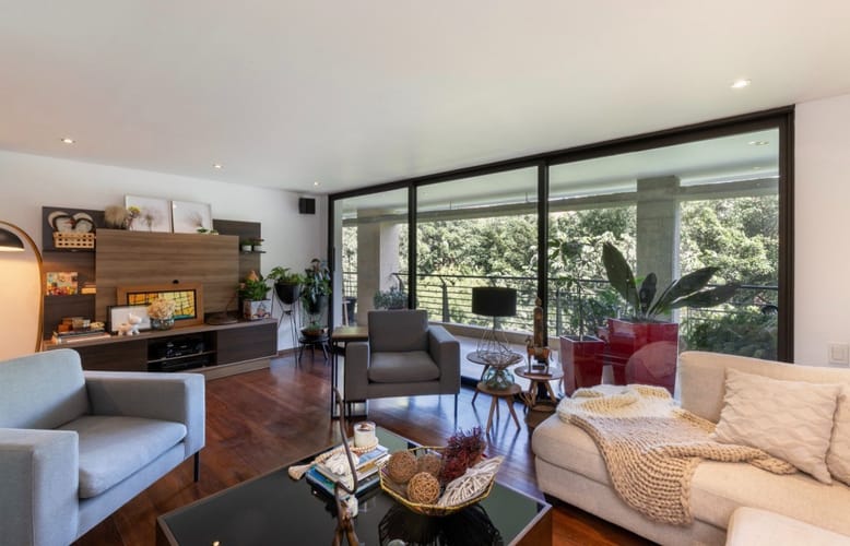 Apartamento en venta en Las Lomas No.1, Medellín · foto 10 de 24