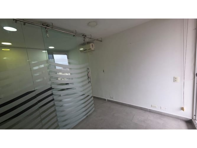 Consultorio en venta en La Frontera, Medellín, 42 m² · foto 4 de 9