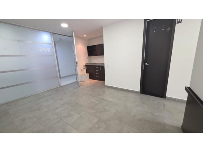 Consultorio en venta en La Frontera, Medellín, 42 m² · foto 8 de 9