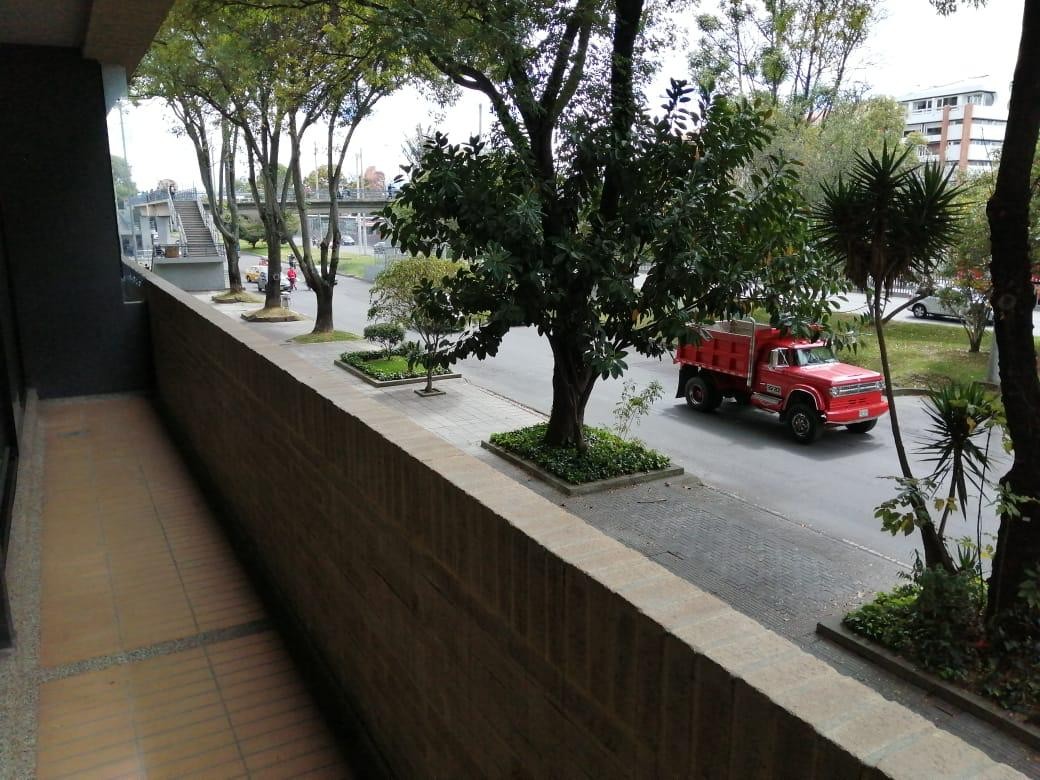 Apartamento en venta en Barrios Unidos, Bogotá · foto 3 de 8