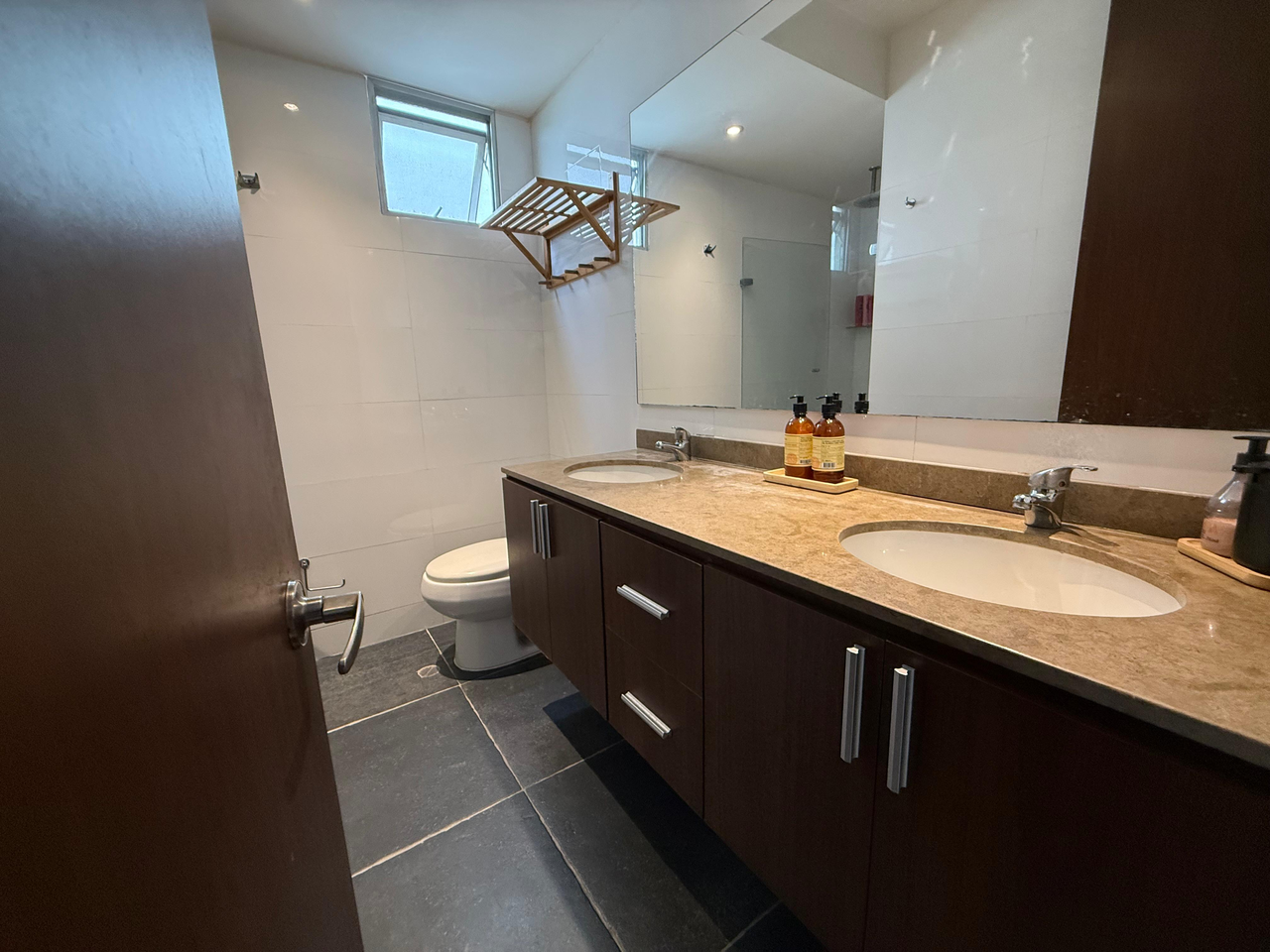 Apartamento en venta en Menga, Cali · foto 11 de 12