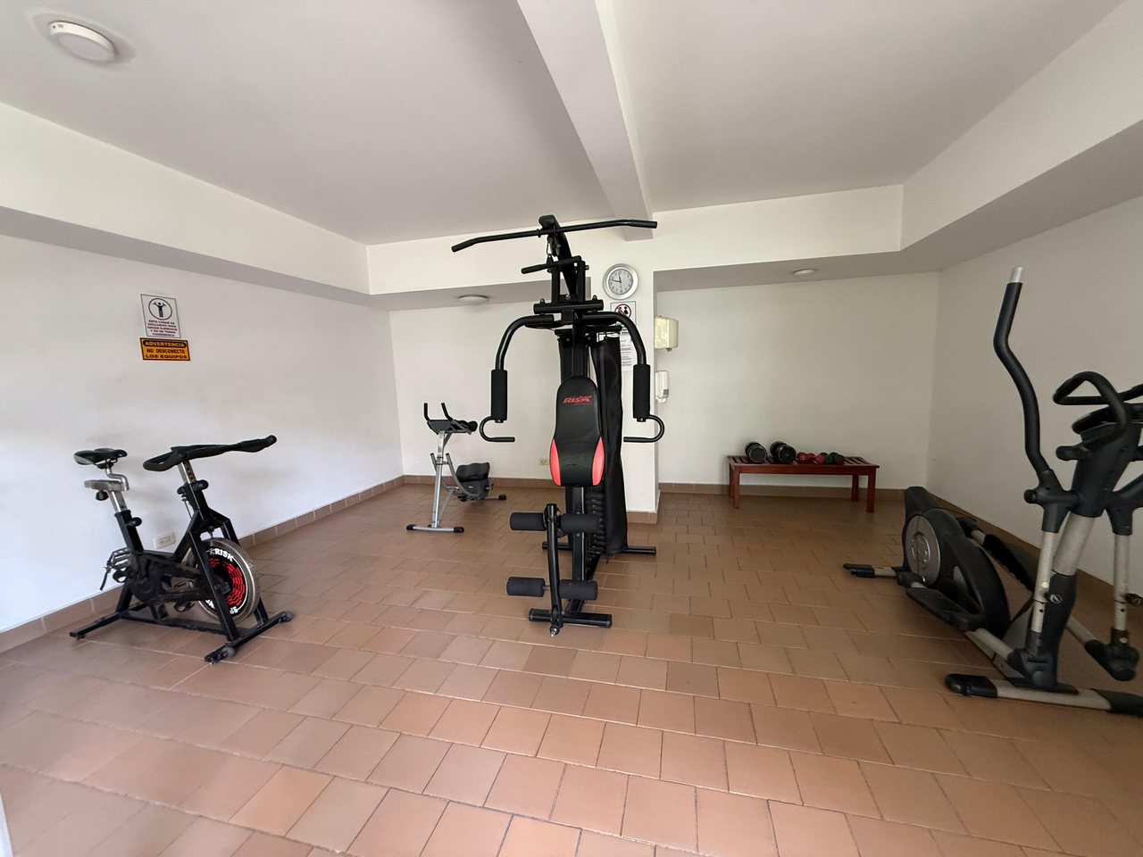 Apartamento en venta en Menga, Cali · foto 10 de 12