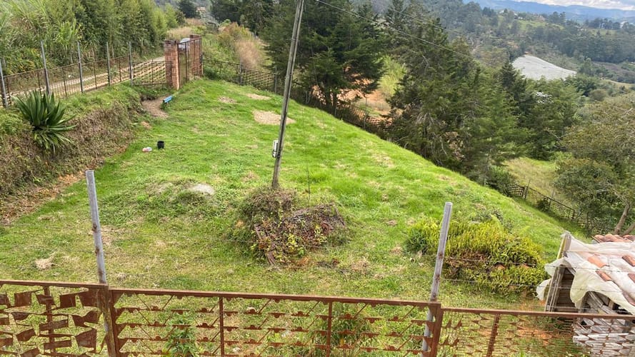 Lote en venta en La Pe�A, Marinilla, 1285 m² · foto 5 de 9