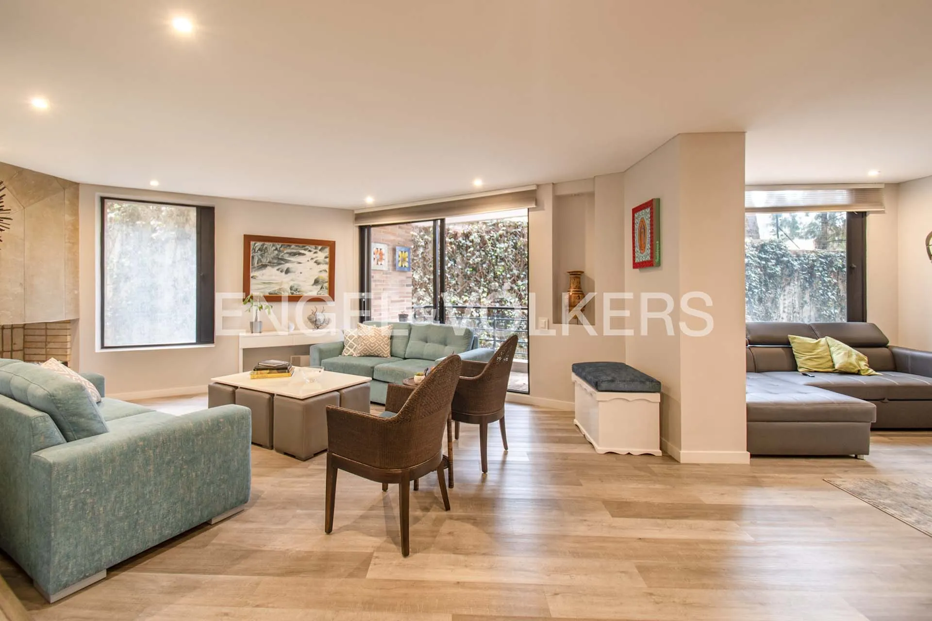 Apartamento en venta en Iraka, Bogotá · foto 3 de 24