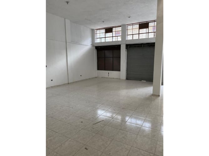 Local en venta en Navarrete, Pasto, 130 m² · foto 2 de 8