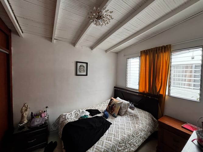 Casa de 4 alcobas en venta en El Rincón, Medellín, 174 m² · foto 2 de 14