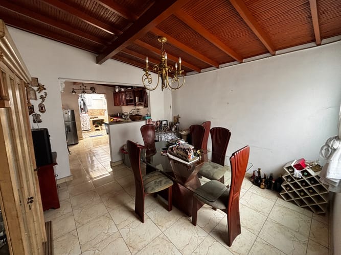 Casa de 4 alcobas en venta en El Rincón, Medellín, 174 m² · foto 13 de 14