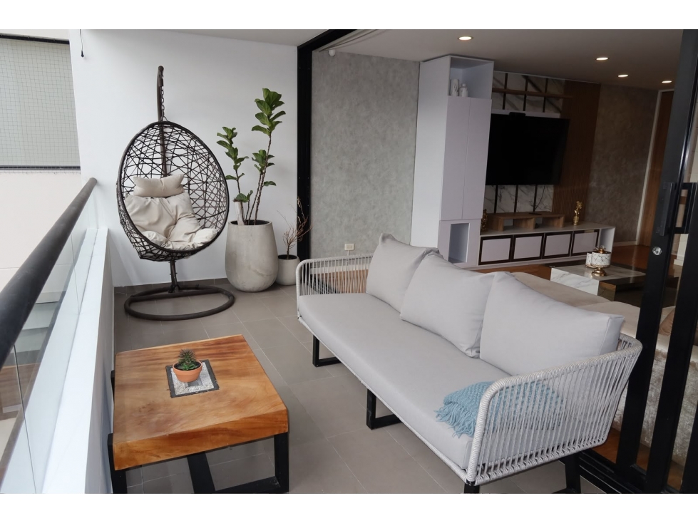 Apartamento en arriendo en Laureles, Medellín · foto 10 de 24