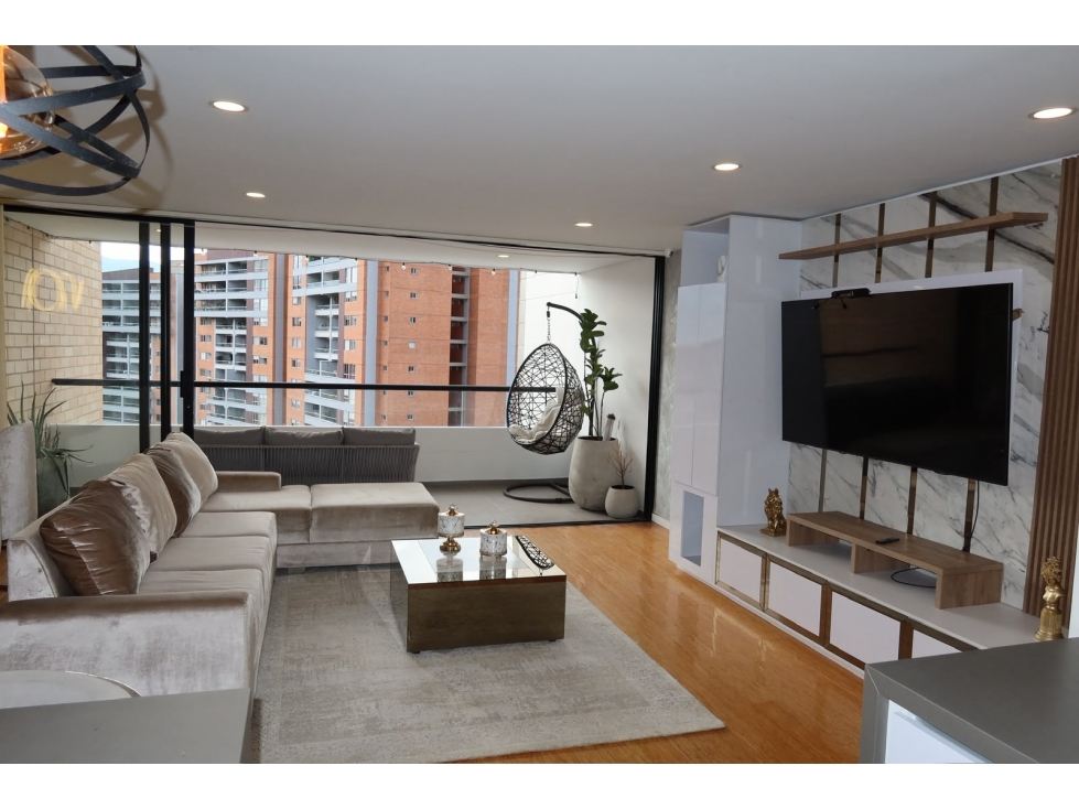 Apartamento en arriendo en Laureles, Medellín · foto 15 de 24