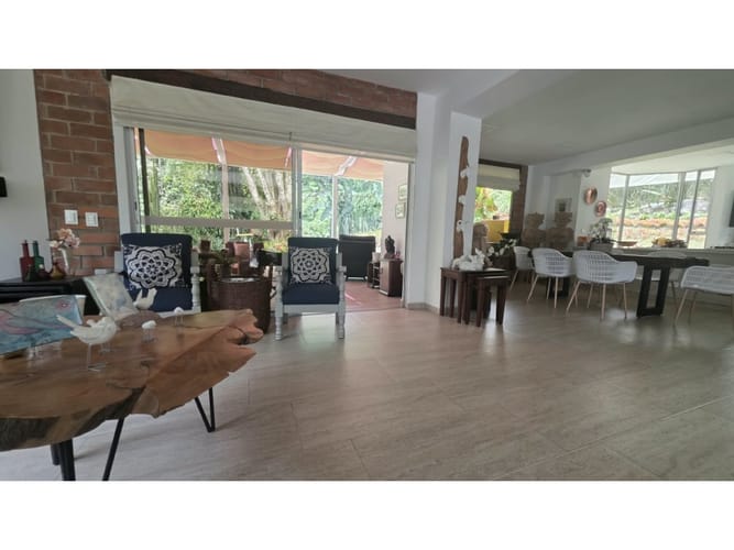 Casa de 5 alcobas en venta en Escobero, Envigado, 400 m² · foto 16 de 24